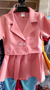 ชุดเด็กหญิง เสื้อครอป+กระโปรง ใส่ออกงาน สวยหรู ดูดี ฟรีไซส์ (2-3ขวบ) 12-15โล