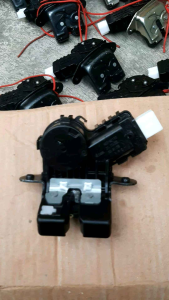 Doorlock Bagasi Mobil New Avanza Xenia Veloz 2021 - 2023 Original