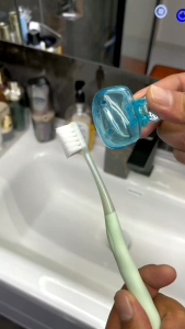 🇲🇾Readystock🇲🇾 防尘牙刷帽 Travel Toothbrush Head Covers Toothbrush Protector Cap Brush Pod Case Protective Portable Clip