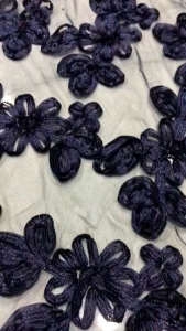 vải lưới kết hoa 3D màu xanh đen _( khổ 1m5) đẹp sang may đầm váy áo kiểu thiết kế thời trang vv