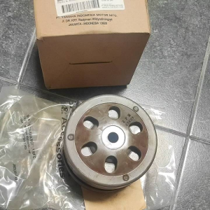 Puly Assy Satu Paket dengan Kampas Ganda dan Mangkok mio m3 mio z fino xride soul gt 125cc lexi original asli yamaha