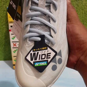 SEPATU YONEX AERUS Z WIDE  SEPATU BADMINTON