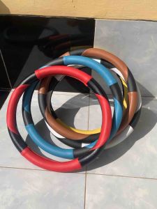 Sarung stir calya sigra agya ayla merah hitam