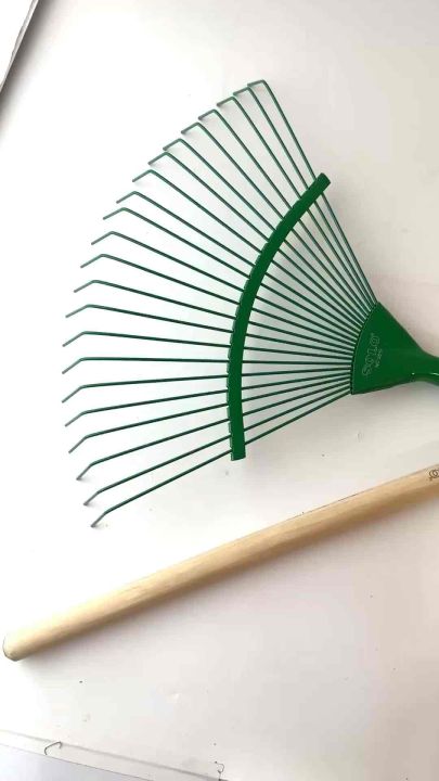 10 อันดับคราดทำสวนยี่ห้อไหนดี? อัปเดตปี 2025 ตัวช่วยสำคัญสำหรับคนรักสวน!