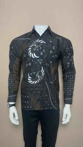Kemeja batik pria motif lemah teles