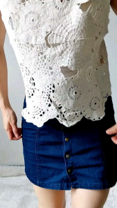 46000 Erwis Crochet Top Baju Rajut Bunga Rajutan Atasan Pantai Tanktop Wanita