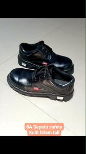 SEPATU SAFETY KULIT HITAM PENDEK TALI/SEPATU KULIT SAFETY LOW CUT/SEPATU PROYEK KERJA KARWAYAN PABRIK