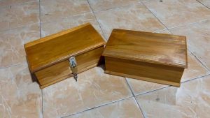 KOTAK MORI PSHT MURAH Bonus Full Karpet + GEMBOK KUNCI TERBUAT DARI KAYU JATI ASLI / Kotak Sabuk / Kotak Mori / Kotak Mori Pencak Silat / Tempat Penyimpanan / Kotak Box Penyimpanan