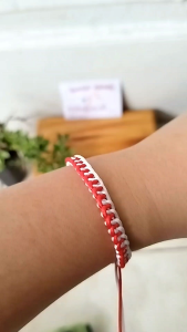 Gelang Spesial Kemerdekaan: Aksesori yang Menyala dengan Bangga