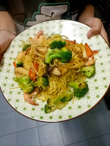 หมี่เบตง ตราลูกท้อ 3 ห่อ 100