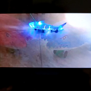 Bình Chánh shop 💖 Đồ chơi trẻ em - Cá Heo chạy pin phát sáng  có đèn  có nhạc  có bài hát thiếu nhi ( dài 35cm) thích hợp cho bé 2-5 tuổi