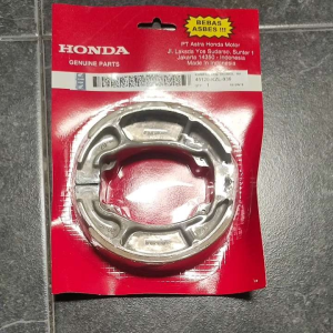 KAMPAS REM BELAKANG VARIO BEAT SCOOPY SCOPY GENIO KARBU FI INJEKSI F1