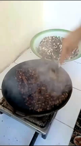 KOPI ARAB KOPI MADINAH KOPI REMPAH KOPI TIMUR TENGAH KOOI DUBAI KOPI ARABICA KOPI MURNI ARABIC GINGER COFFE KOPI MAJELIS SHOLAWAT (NETTO: 110 GRAM CUKUP UNTIUK 30 CANGKIR KOPI NIKMAT)