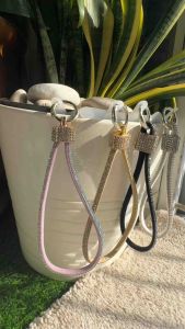 Charm -💎 Bling Sparkling Rhinestone Phone Charm Strap & Bag Keychain with Clear Phone Tab Velvet Anti-Scratch Multiuse Fashion Pendant for iPhone & Handbags (20cm).