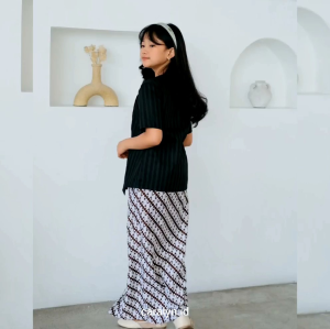 LURIK ANJANI LENGAN PENDEK ROK PANJANG KEBAYA ANAK LURIK