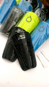 Deker sepak bola futsal isi 1 pasang