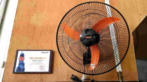 Quạt treo CN 45 tấc 65W YANFAN TC 18 (chuyển hướng điện). BH 24 tháng