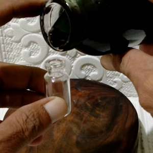 Minyak wangi Misik Hitam Super Kental 4ml