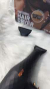 ไดร์เป่าผมที่ช่างทำผมนิยมใช้ กำลัง 1700 วัตต์ ลมแรง แห้งไว รุ่น CKL-8250