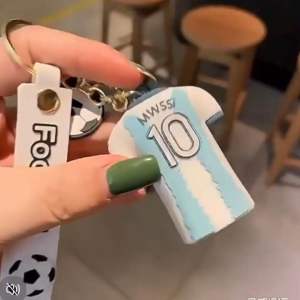 Premium Football Jersey Keychain - Messi - Gelang Kunci Jersi Baju Bola Sepak