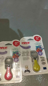 FARLIN DELUXE NAIL CLIPPER WITH MAGNIFIER