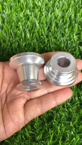 บูทล้อหน้า อัลลอย โซนิค แด้ส LS เทน่า สีเงิน 1 คู่ ปาดหน้าดุม(ไม่ใส่กระปุกไม ยิ่งสวยงาม)