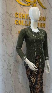 Kebaya zahra payet / kebaya modern / kebaya Kutubaru / kebaya lamaran / kebaya Wisuda / kebaya terlaris / kebaya kekinian / kebaya cantik / kebaya murah