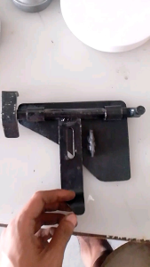 Grendel Samping Pintu Besi & Aksesoris Pintu Besi