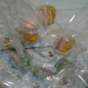 gulali cup aneka rasa siap jual lagi 10pcs WARNA CAMPUR botol. 25ml