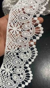 ลูกไม้ประหยัดระดับ 15 หลา มีด้านล่างลูกไม้ตกแต่ง ลูกไม้ระบาย ลูกไม้แต่งขอบ ลูกไม้แต่งเสื้อ ลูกไม้ผ้า ลูกไม้ผ้าปัก