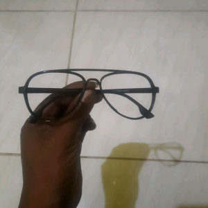 Frame Kacamata Aviator Pria dengan Lensa Photocromic Antiradiasi Sinar UV