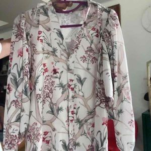 เดรสเชิ้ต พิมพ์ลายดอกไม้ ตัวยาว