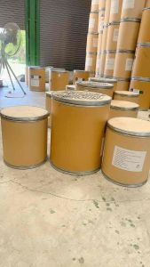 โต๊ะเก้าอี้นั่ง ยกชูด 5 ตัว รับน้ำหนักได้80-100ลู มาสั่ง ราคาชิวๆ ตกแต่งร้านวินเทจ