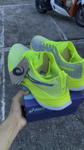 รองเท้าผ้าใบใส่สบายค่ะ