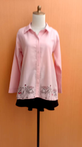 atasan kemeja wanita pink babi lucu M L lengan panjang kerja kuliah cute