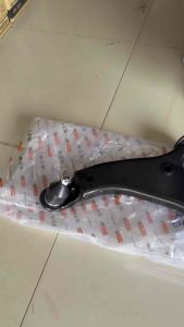 ปีกนกล่าง All new Hi-Ace Commuter 2019-ปัจจุบัน GDH