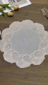 2 pcs  of luxurious and exquisite placemat - suitable for home use hotel wedding and formal dining table decoration