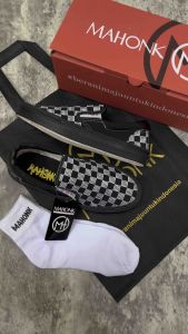 SEPATU MAHONK - Slip On Catur Full Black Pria & Wanita Free Kaos Kaki