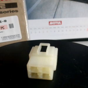 Rumah Soket Besar Cewek Pin 4 Kelistrikan Motor & Mobil