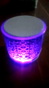 Speaker Bluetooth Lampu Led Motif Retak Box Speaker Murah Super Bass Lampu Tidur Aksesoris Kamar Lampu Led Motif Retak Best Qualty