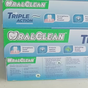 Kem đánh răng OralClean Triple Action 150g