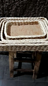 Sigres isi 4 - keranjang parcel - hampers hantaran - kotak sigres