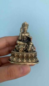Tượng Văn thù bồ tát đồng