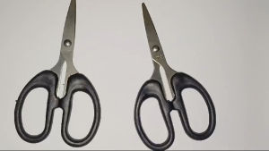 GUNTING OBRAL PROMO 12 cm stainless serbaguna