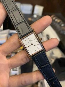 Jam Tangan Wanita DAN1EL WELL1NGTON Bound Tali Kulit | Jam Tangan DW Original