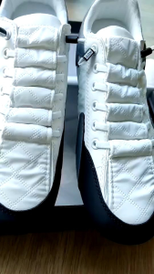 DAYS365 รองเท้าผ้าใบ ผู้ชาย YS08 รองเท้ากีฬาลําลอง หนังเทียม นิ่ม ใส่สบาย เท่ห์ ไม่ต้องผูกเชือก