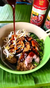 ซอสก๋วยเตี๋ยวแห้งครัวทอง รสเผ็ด ขนาด1000ml.