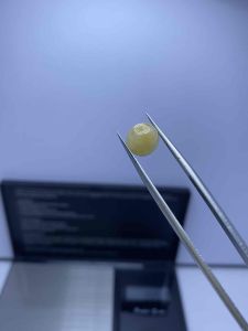 525-ĐÁ SAPHIA TRẮNG PHỚT VÀNG ( THIÊN NHIÊN) KHÔNG XỬ LÝ