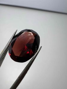 4755-ĐÁ GARNET HỒNG NGỌC LỰU ĐỎ ĐEN ( THIÊN NHIÊN ) KHÔNG XỬ LÝ.