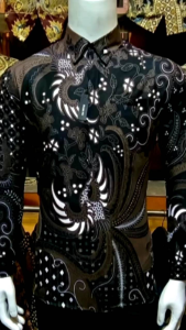 KEMEJA BATIK NEW MOTIF BATIKTERBARU LENGAN PANJANG KEREN MURAH KUALITAS TINGGI BAJU KONDANGAN BATIK SERAGAM BATIK KULIAH KANTOR